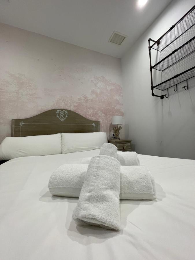 Vtz The Botanic Hostel Сарагоса Екстериор снимка