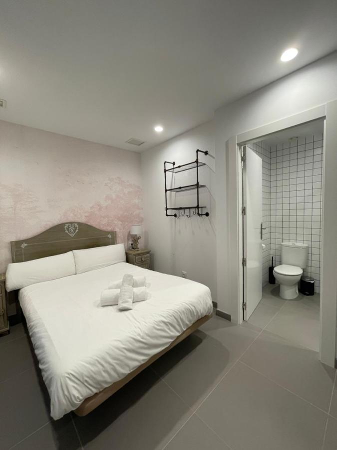 Vtz The Botanic Hostel Сарагоса Екстериор снимка