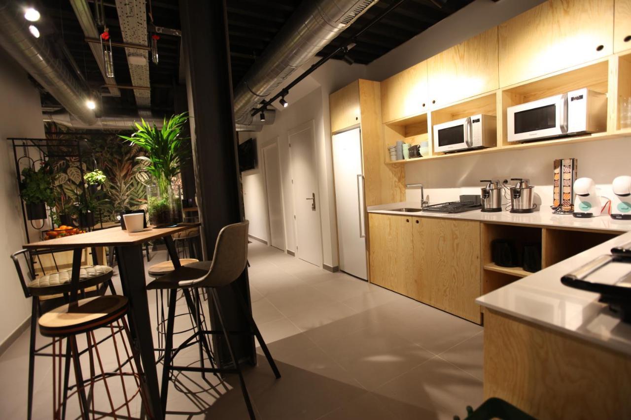 Vtz The Botanic Hostel Сарагоса Екстериор снимка