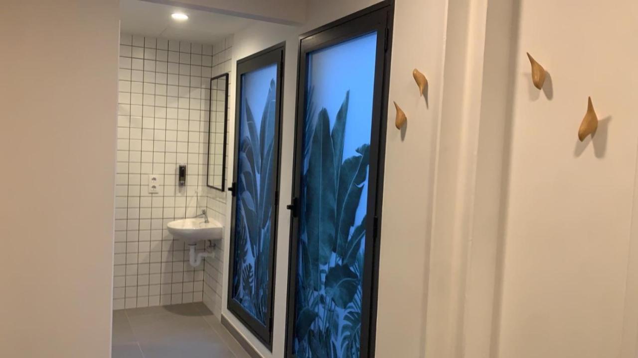 Vtz The Botanic Hostel Сарагоса Екстериор снимка