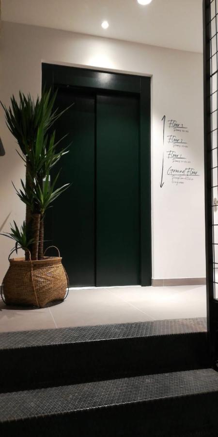 Vtz The Botanic Hostel Сарагоса Екстериор снимка