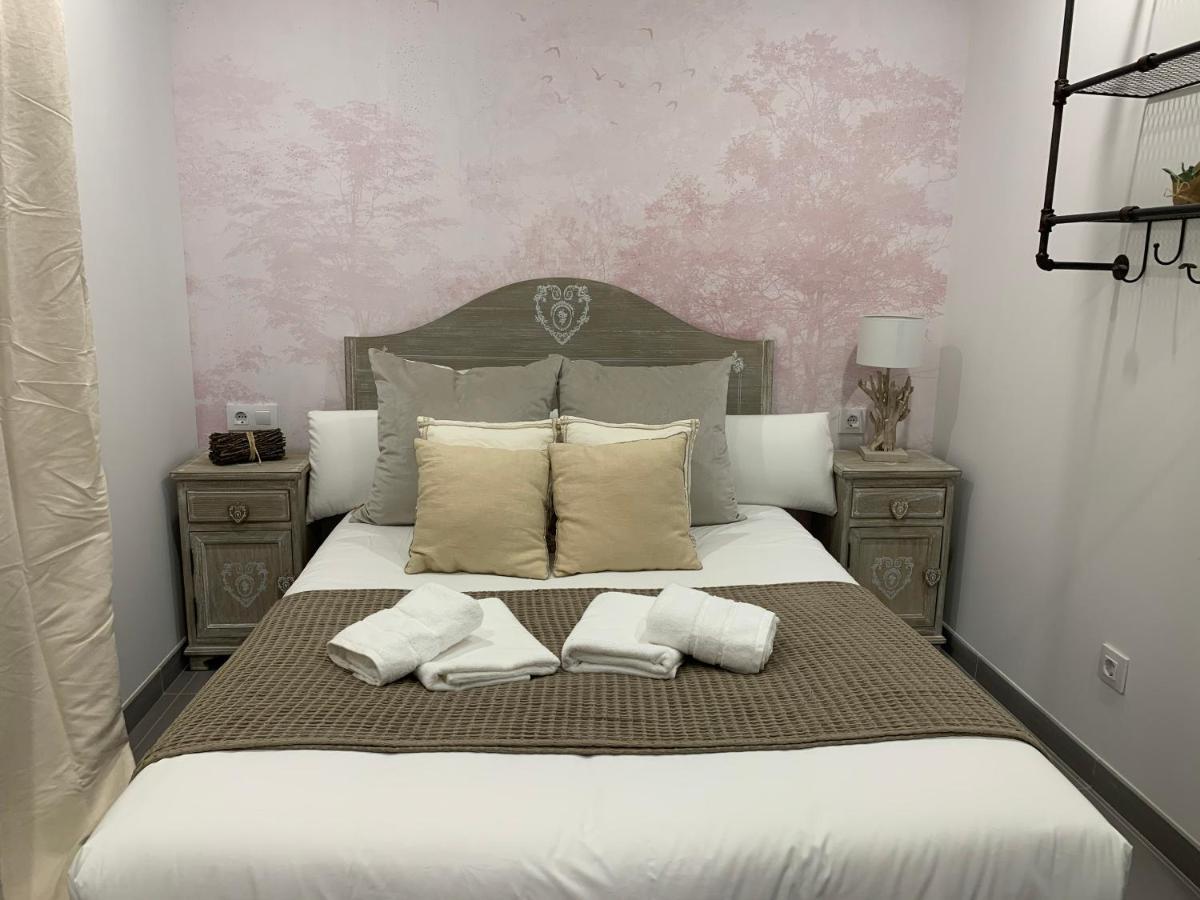 Vtz The Botanic Hostel Сарагоса Екстериор снимка